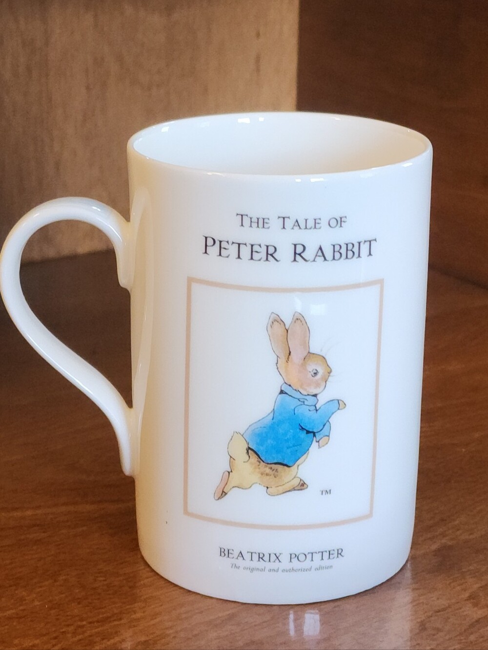 The Tale of Peter Rabbit Frederick Warne 2004 James Sadler Fine Bone China - Picture 3 of 6